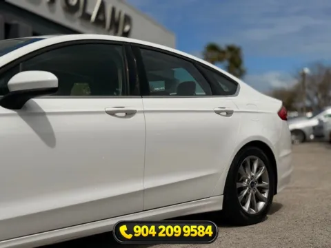 Another view of 2017 Ford Fusion SE for sale in Jacksonville, FL at AUTOLAND