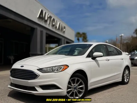 White 2017 Ford Fusion SE for sale in Jacksonville, FL