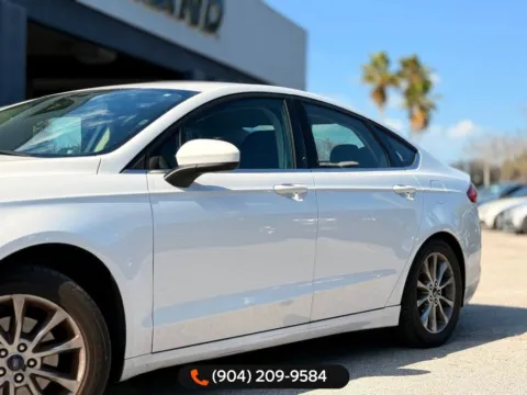 Another view of 2017 Ford Fusion SE for sale in Jacksonville, FL at AUTOLAND