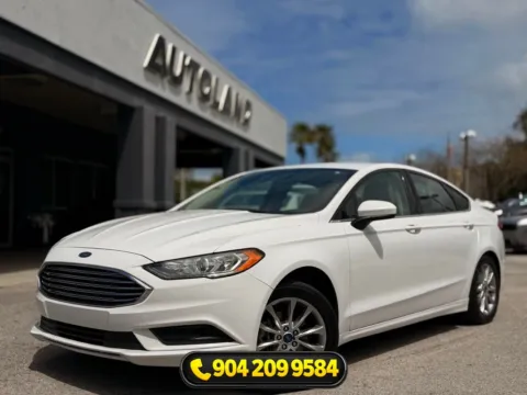 White 2017 Ford Fusion SE for sale in Jacksonville, FL