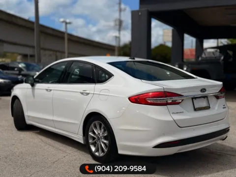 More photos of 2017 Ford Fusion SE at AUTOLAND, FL