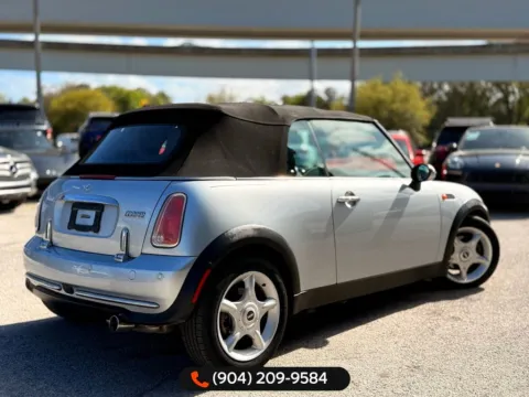 More photos of 2005 MINI Cooper at AUTOLAND, FL