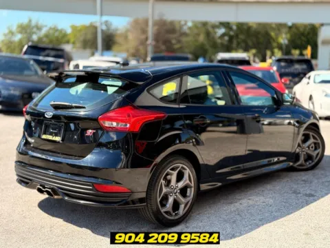 More photos of 2018 Ford Focus ST at AUTOLAND, FL