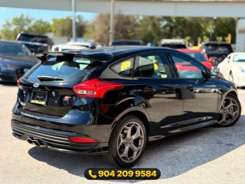 More photos of 2018 Ford Focus ST at AUTOLAND, FL