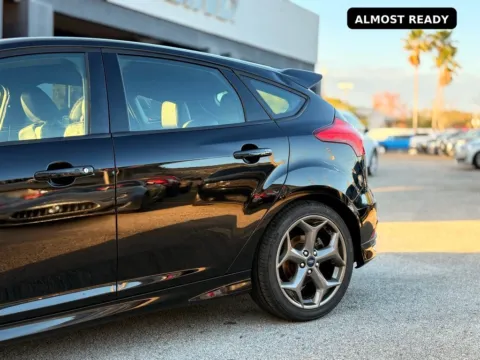 More photos of 2018 Ford Focus ST at AUTOLAND, FL