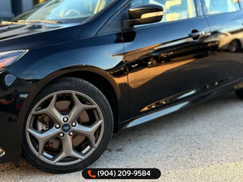 More photos of 2018 Ford Focus ST at AUTOLAND, FL