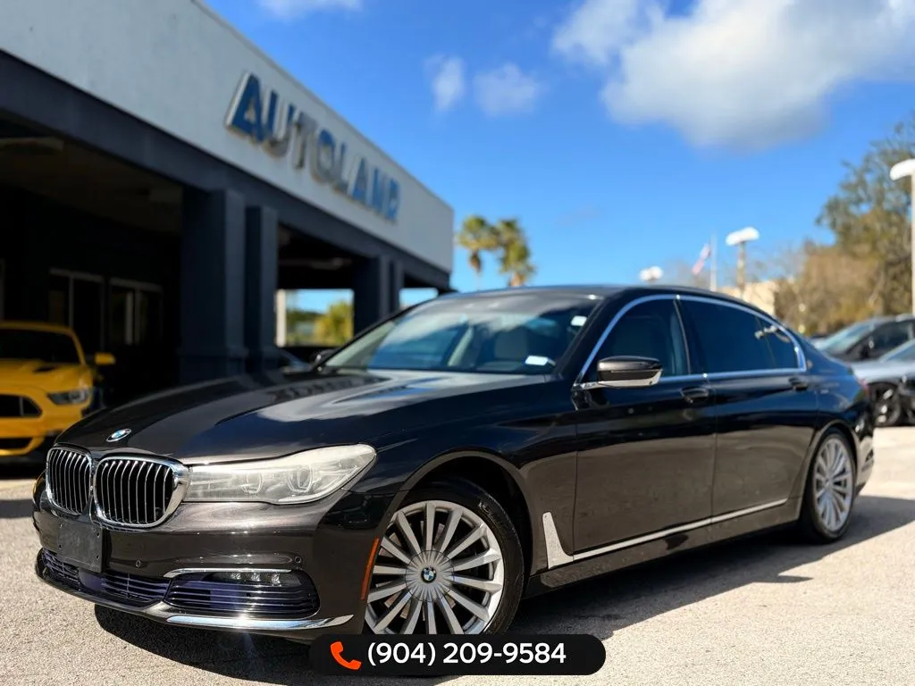 2017 BMW 7 Series 740i