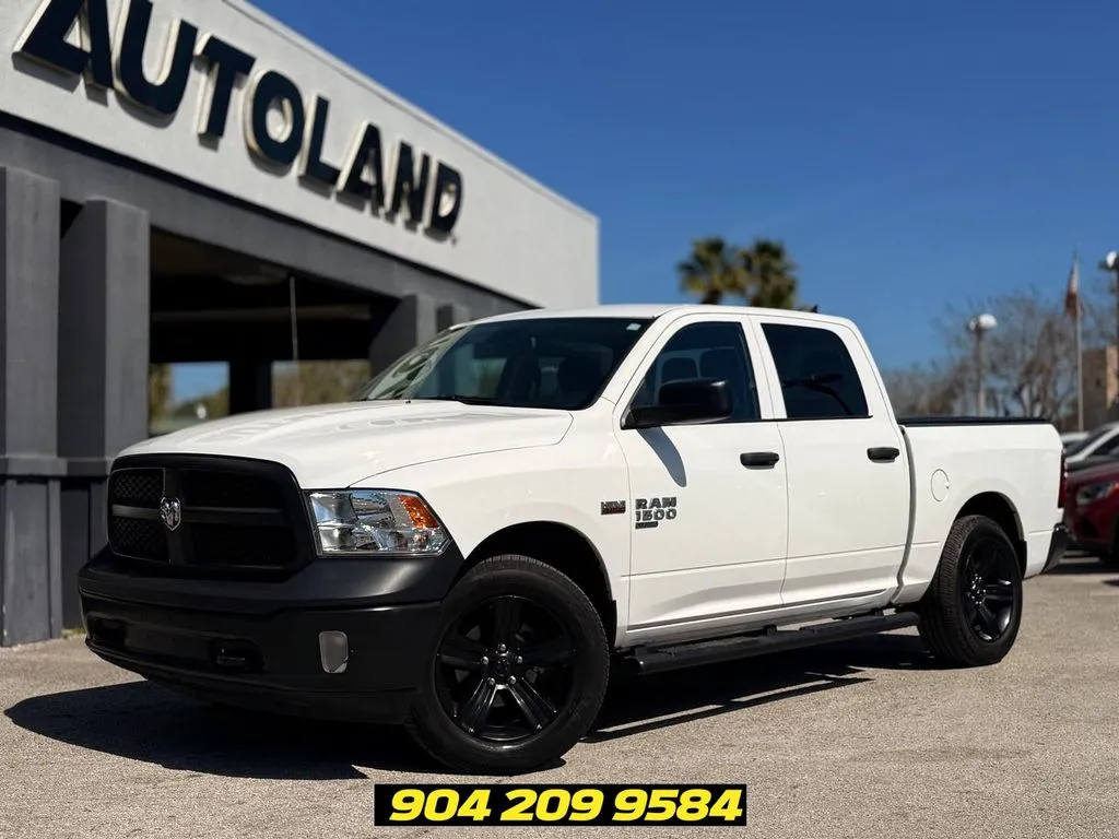 2024 RAM 1500 Classic Tradesman 4x4 Crew Cab 5'7's photo