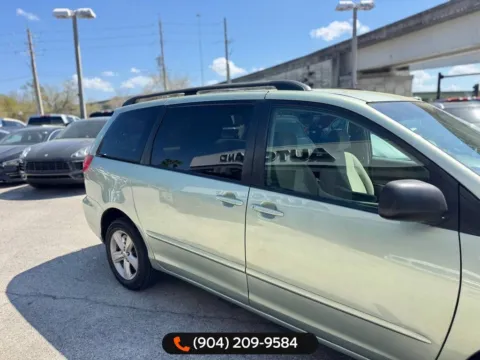 More photos of 2007 Toyota Sienna CE at AUTOLAND, FL