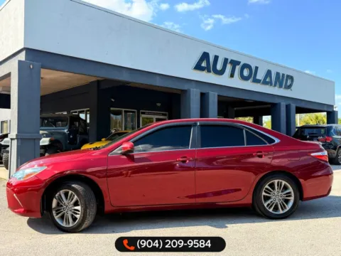 More photos of 2017 Toyota Camry SE at AUTOLAND, FL