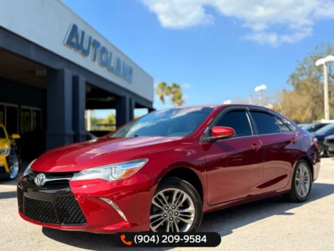 Red 2017 Toyota Camry SE for sale in Jacksonville, FL