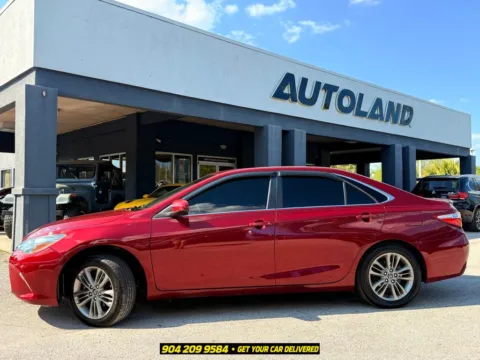 More photos of 2017 Toyota Camry SE at AUTOLAND, FL