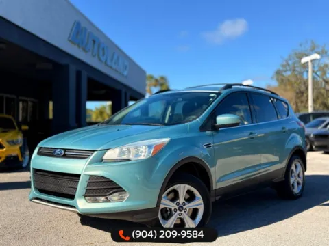 Blue 2013 Ford Escape SE for sale in Jacksonville, FL
