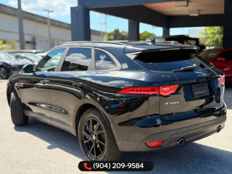 More photos of 2018 Jaguar F-PACE 35t Premium at AUTOLAND, FL