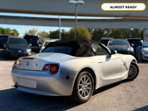 More photos of 2003 BMW Z4 2.5i at AUTOLAND, FL