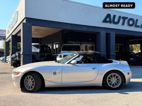 More photos of 2003 BMW Z4 2.5i at AUTOLAND, FL