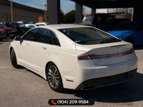 More photos of 2020 Lincoln MKZ Standard at AUTOLAND, FL
