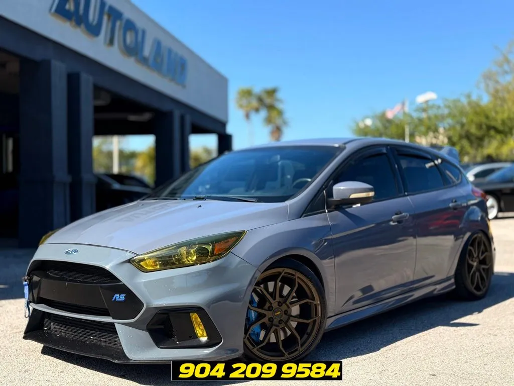 2017 Ford Focus 5 Door Hatch RS's photo