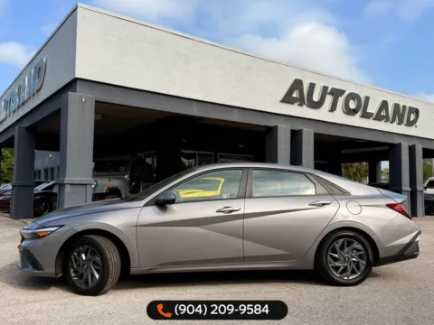 More photos of 2024 Hyundai Elantra SEL at AUTOLAND, FL