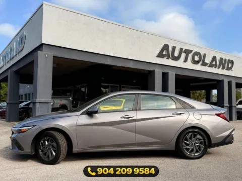 More photos of 2024 Hyundai Elantra SEL at AUTOLAND, FL