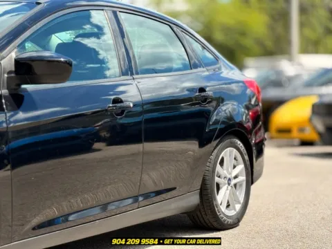 More photos of 2018 Ford Focus SE at AUTOLAND, FL