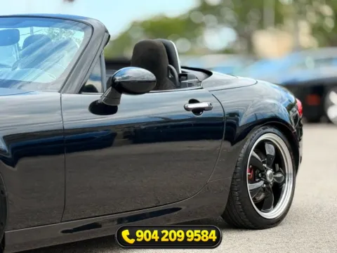 More photos of 2011 Mazda Miata PRHT Grand Touring at AUTOLAND, FL