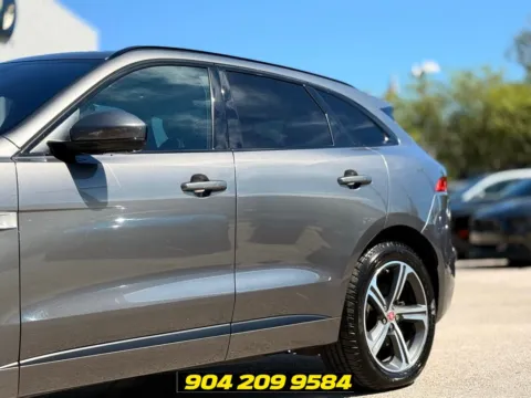 More photos of 2017 Jaguar F-PACE 35t R-Sport at AUTOLAND, FL