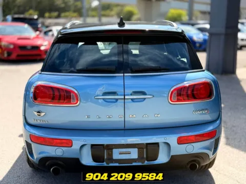 More photos of 2017 MINI Cooper S Clubman at AUTOLAND, FL