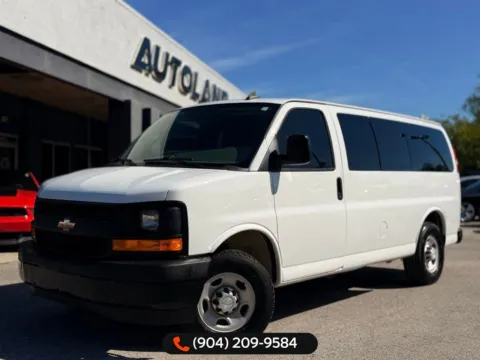 White 2017 Chevrolet Express 2500 LS for sale in Jacksonville, FL
