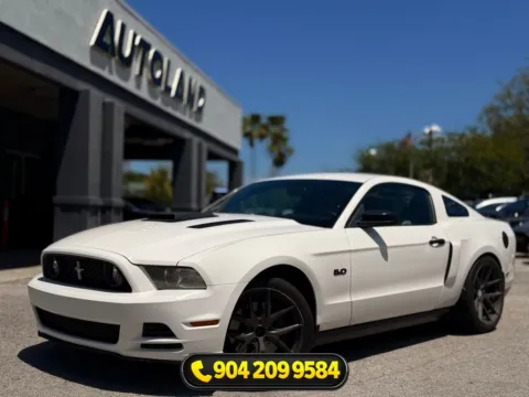 White 2013 Ford Mustang GT Premium for sale in Jacksonville, FL