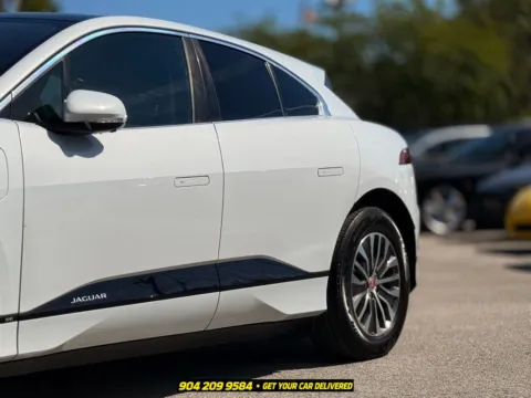 More photos of 2020 Jaguar I-PACE SE at AUTOLAND, FL