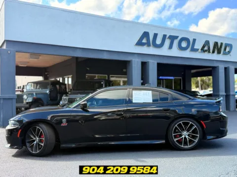 More photos of 2016 Dodge Charger R/T Scat Pack at AUTOLAND, FL