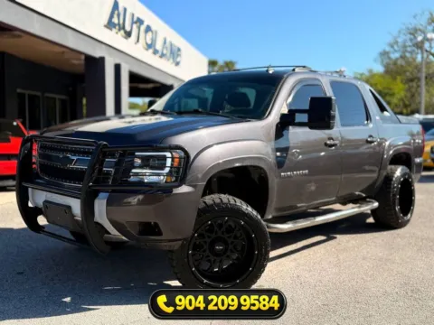 Gray 2011 Chevrolet Avalanche 1500 LT for sale in Jacksonville, FL