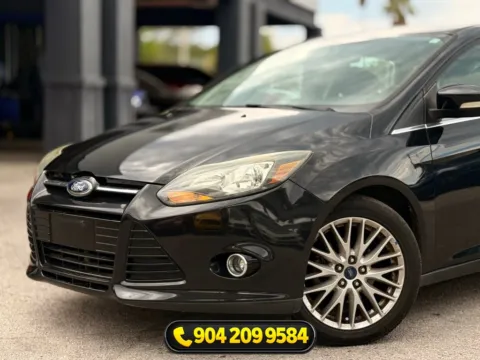 Photos of 2014 Ford Focus Titanium for sale in Jacksonville, FL at AUTOLAND