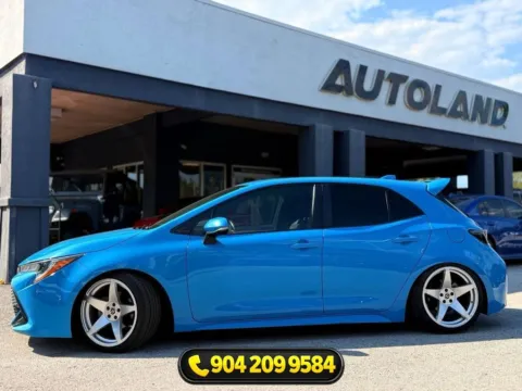 More photos of 2019 Toyota Corolla Hatchback XSE at AUTOLAND, FL