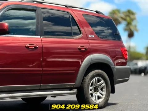 More photos of 2004 Toyota Sequoia SR5 at AUTOLAND, FL