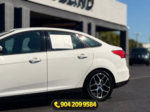More photos of 2018 Ford Focus SEL at AUTOLAND, FL