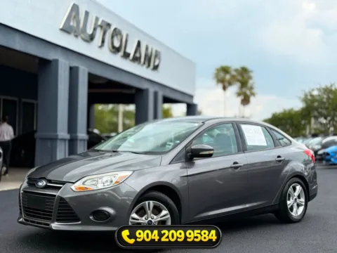 Gray 2014 Ford Focus SE for sale in Jacksonville, FL