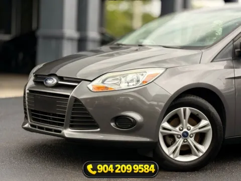 Photos of 2014 Ford Focus SE for sale in Jacksonville, FL at AUTOLAND