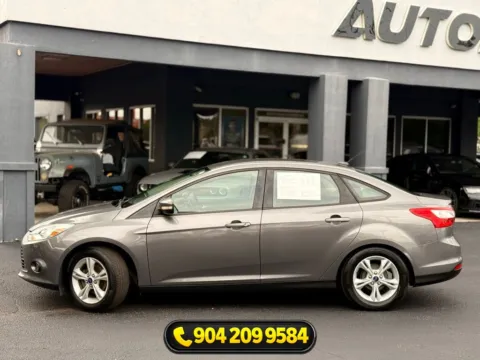 More photos of 2014 Ford Focus SE at AUTOLAND, FL
