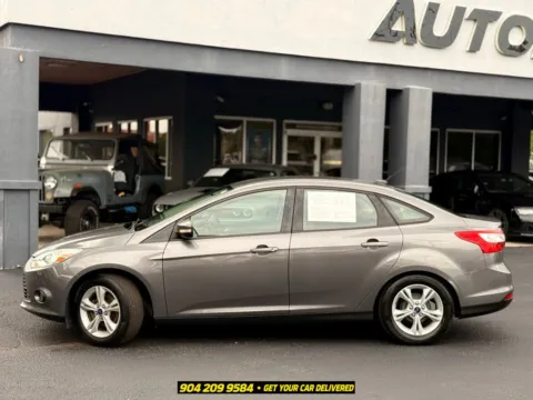 More photos of 2014 Ford Focus SE at AUTOLAND, FL