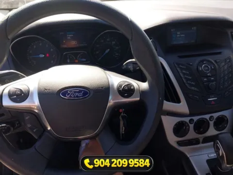 Another view of 2014 Ford Focus SE for sale in Jacksonville, FL at AUTOLAND