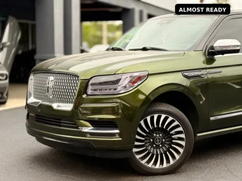 More photos of 2019 Lincoln Navigator L Black Label at AUTOLAND, FL