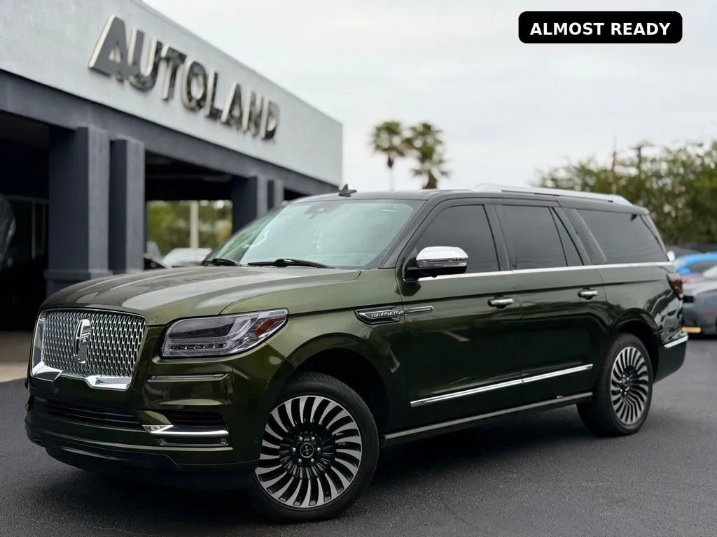 2019 Lincoln Navigator L Black Label 4WD's photo