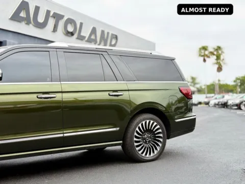 More photos of 2019 Lincoln Navigator L Black Label at AUTOLAND, FL