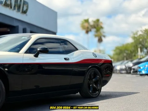 More photos of 2013 Dodge Challenger R/T at AUTOLAND, FL