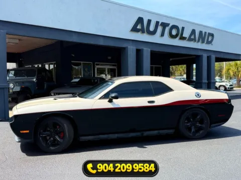 More photos of 2013 Dodge Challenger R/T at AUTOLAND, FL