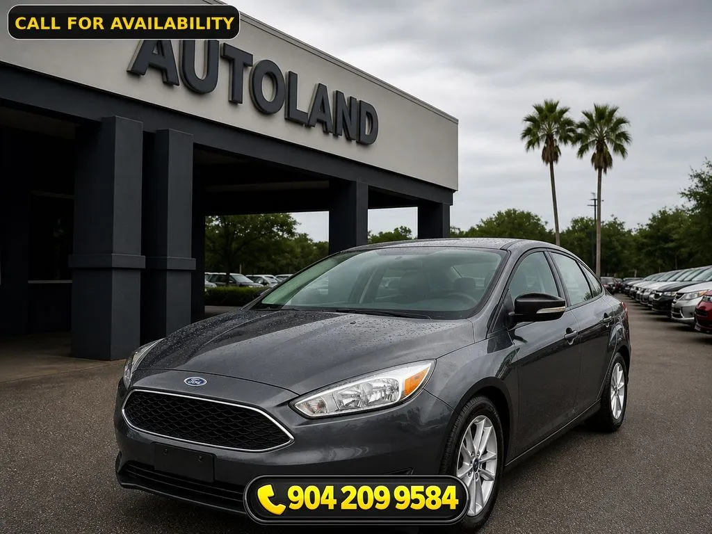 Gray 2017 Ford Focus SE for sale in Jacksonville, FL