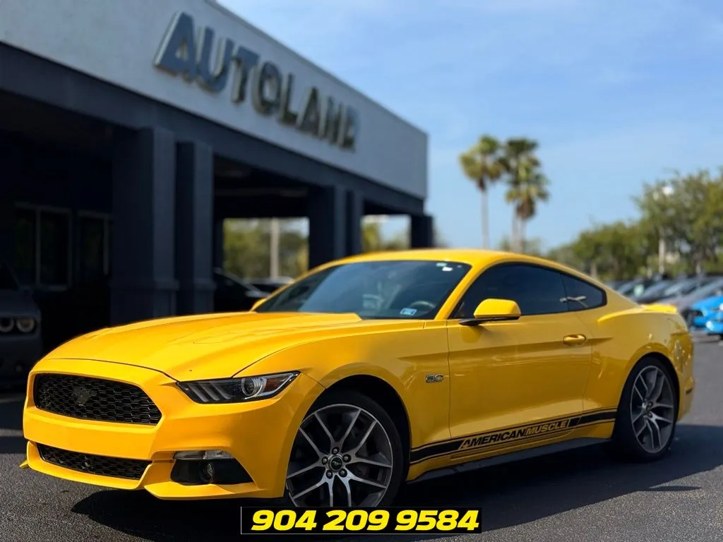 2017 Ford Mustang GT Coupe's photo