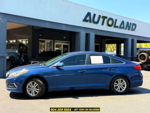 More photos of 2017 Hyundai Sonata at AUTOLAND, FL